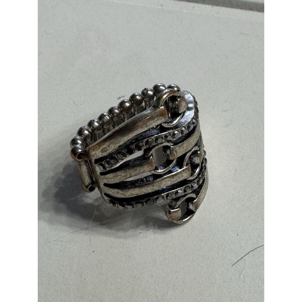Women’s Silver Stretch Ring Equestrian Belt Style Size 7.5+